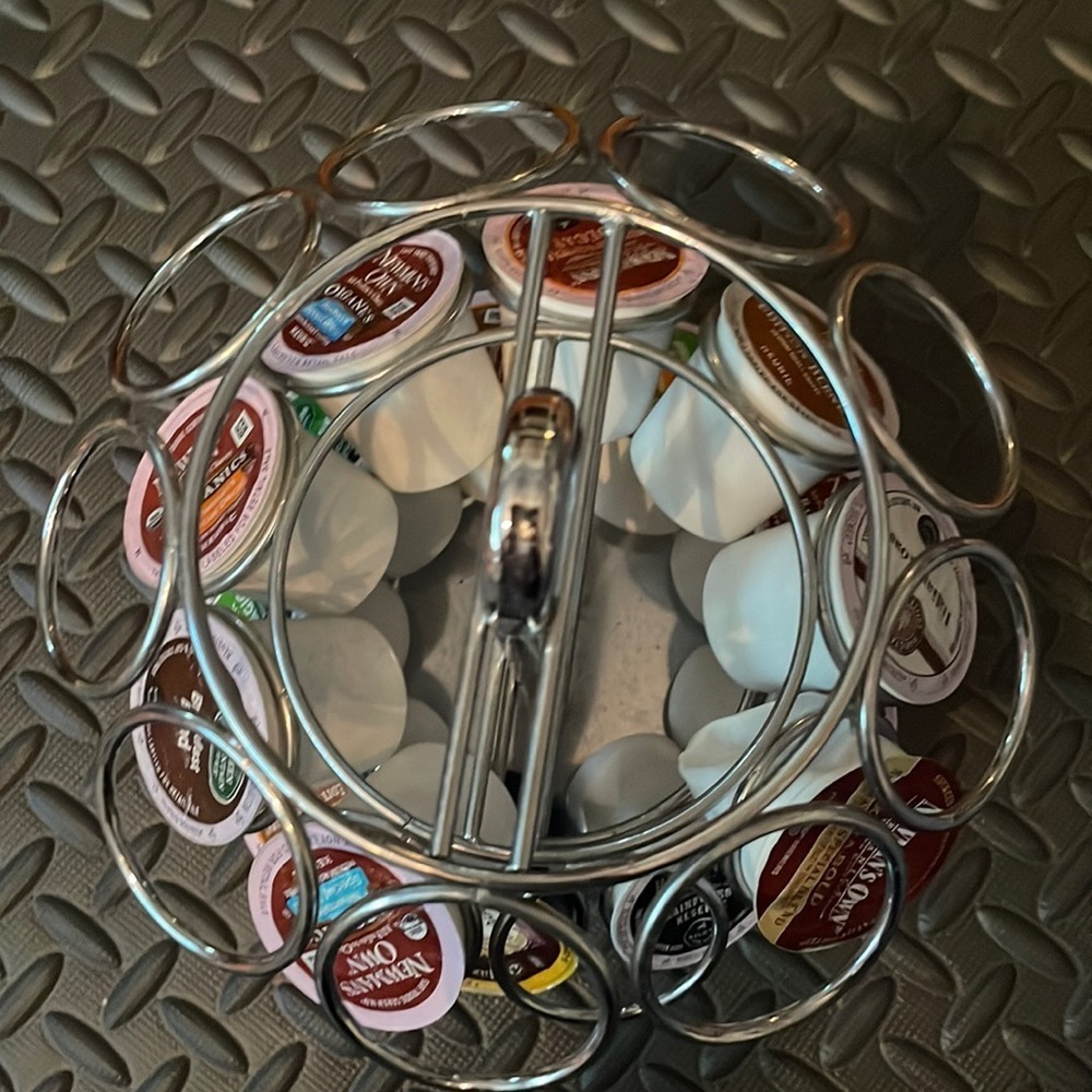 KEURIG tea coffee pod holder rotating silver circle kitchen bar office sturdy 27 - Picture 3 of 3